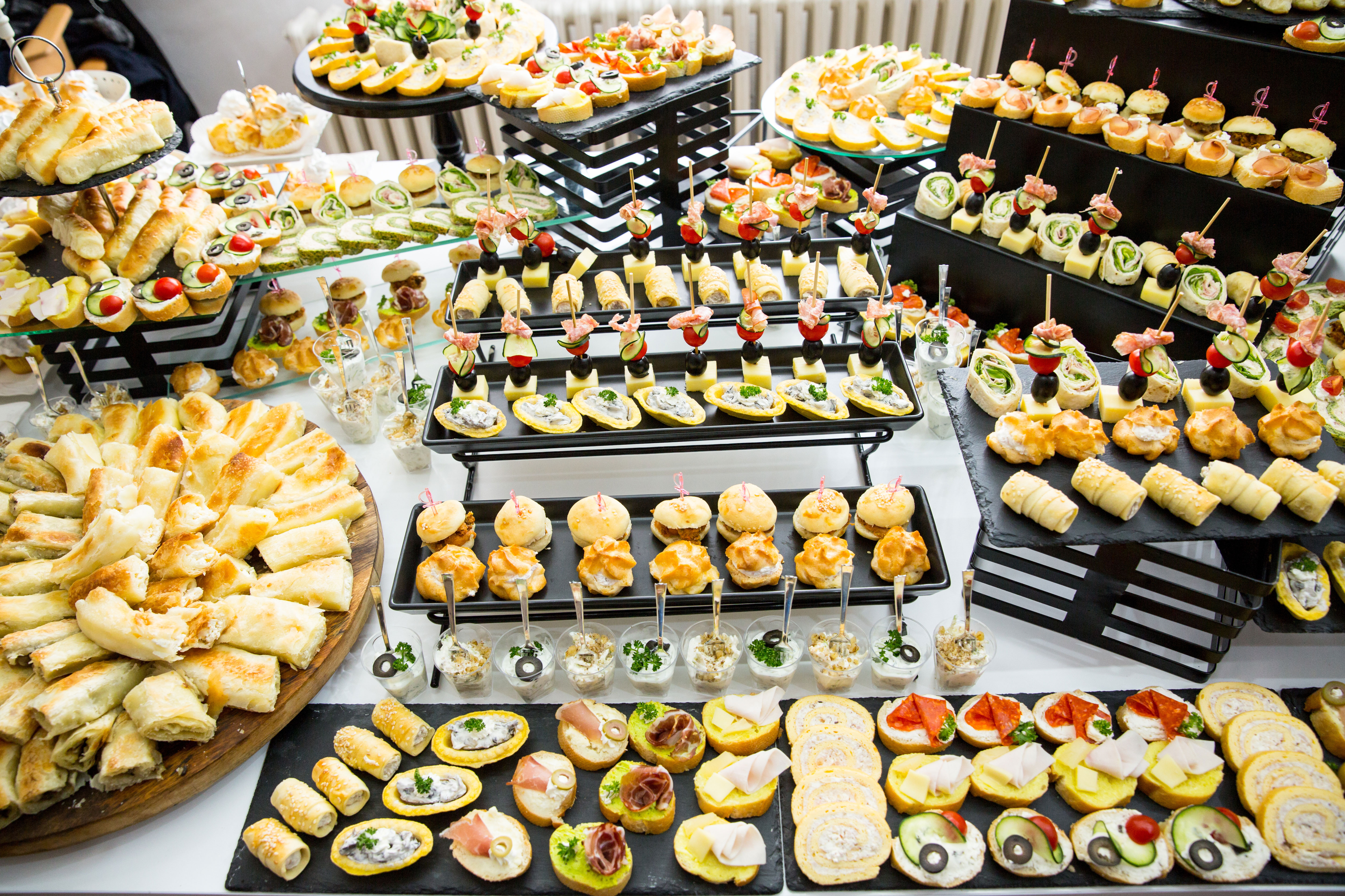 Refreshment buffet